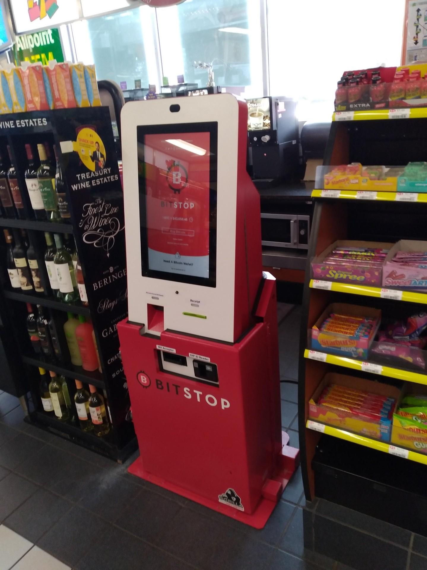 EZ Mart, 668 W John St, Matthews, NC, 28105, US