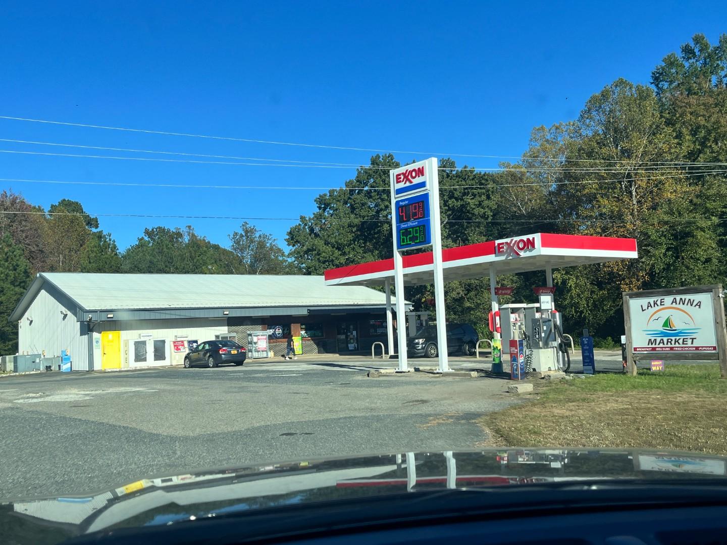 Lake Anna Market, 5752 Courthouse Road, Spotsylvania Courthouse, VA, 22551, US