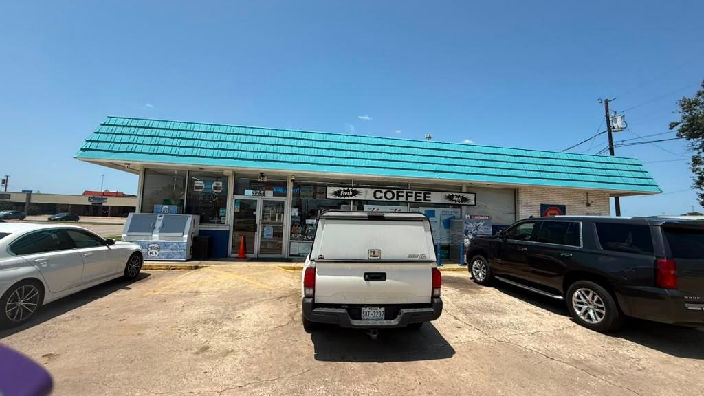Bitstop ATM at Quick Track 26 in Paris, TX