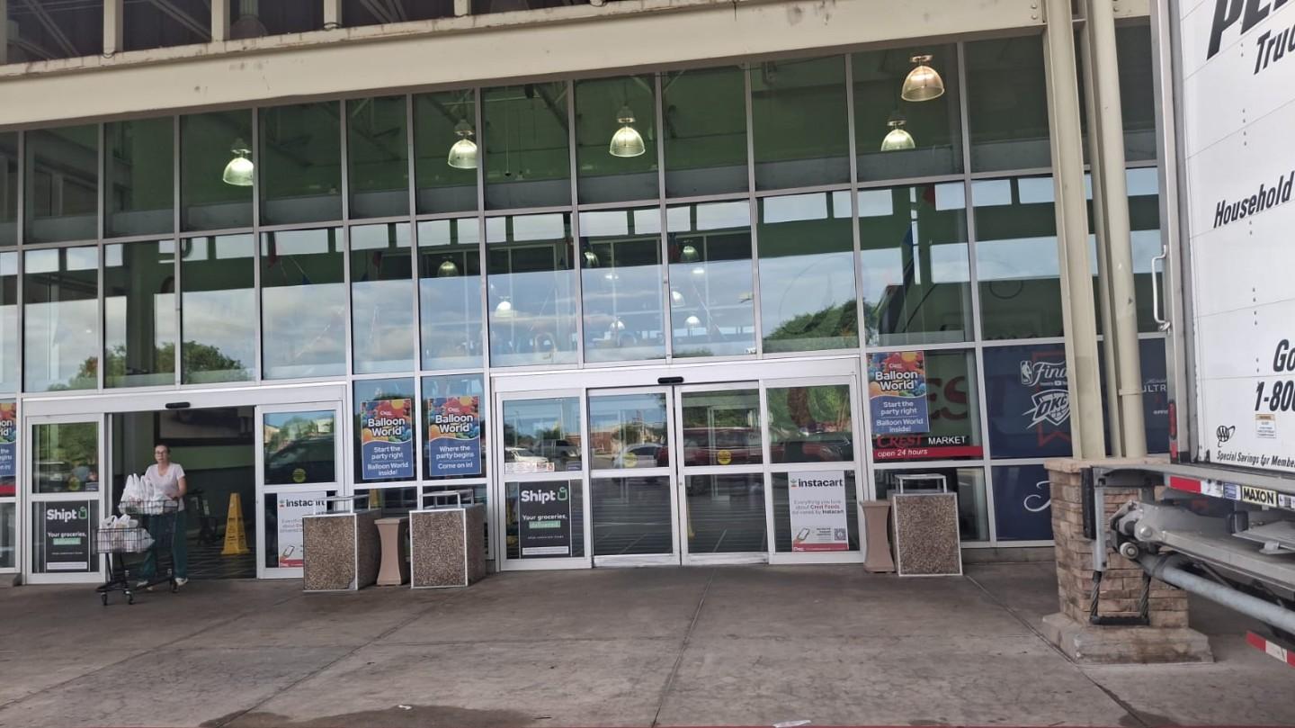 Bitstop ATM at Crest Fresh Market in Oklahoma City, OK