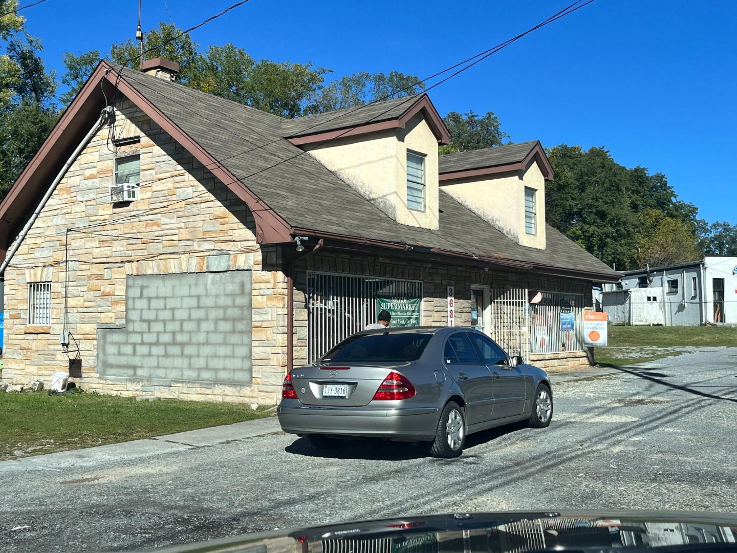 More Supermarket , 3631 Shenandoah Avenue Northwest, Roanoke, VA, 24017, US