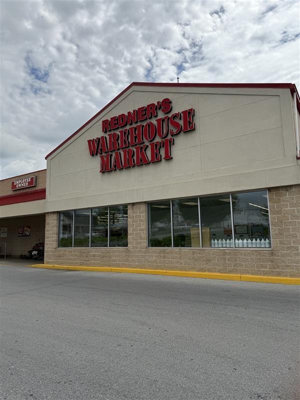 Bitstop ATM at Redners Warehouse Markets #453412 in Oxford, PA