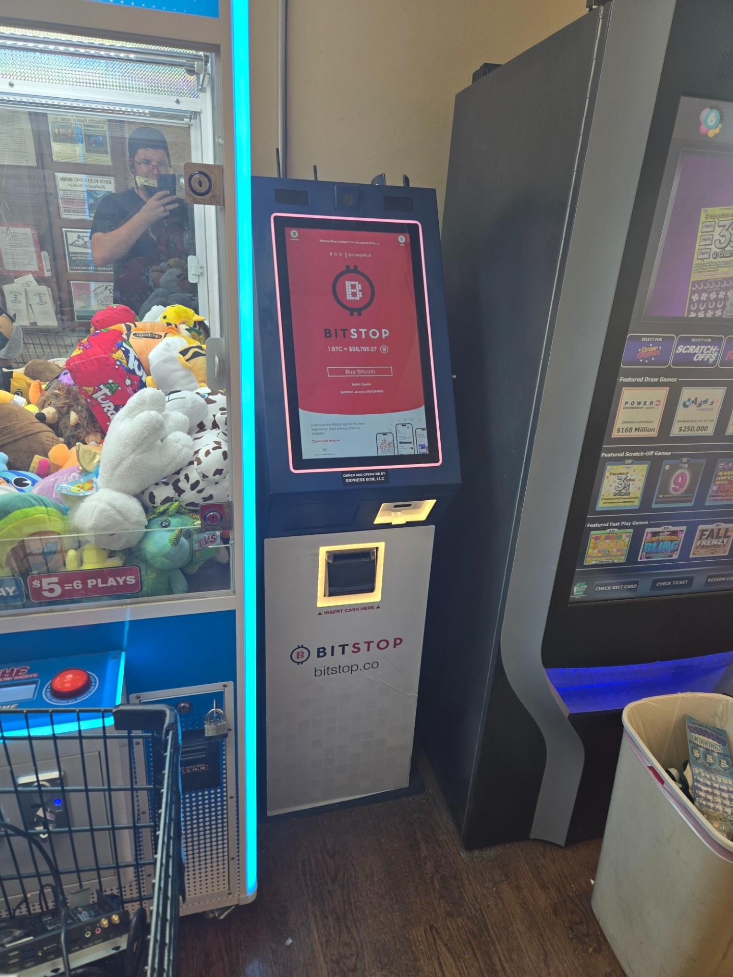 Bitstop ATM at Lingle Neighborhood Market 459162 in Watsontown, PA