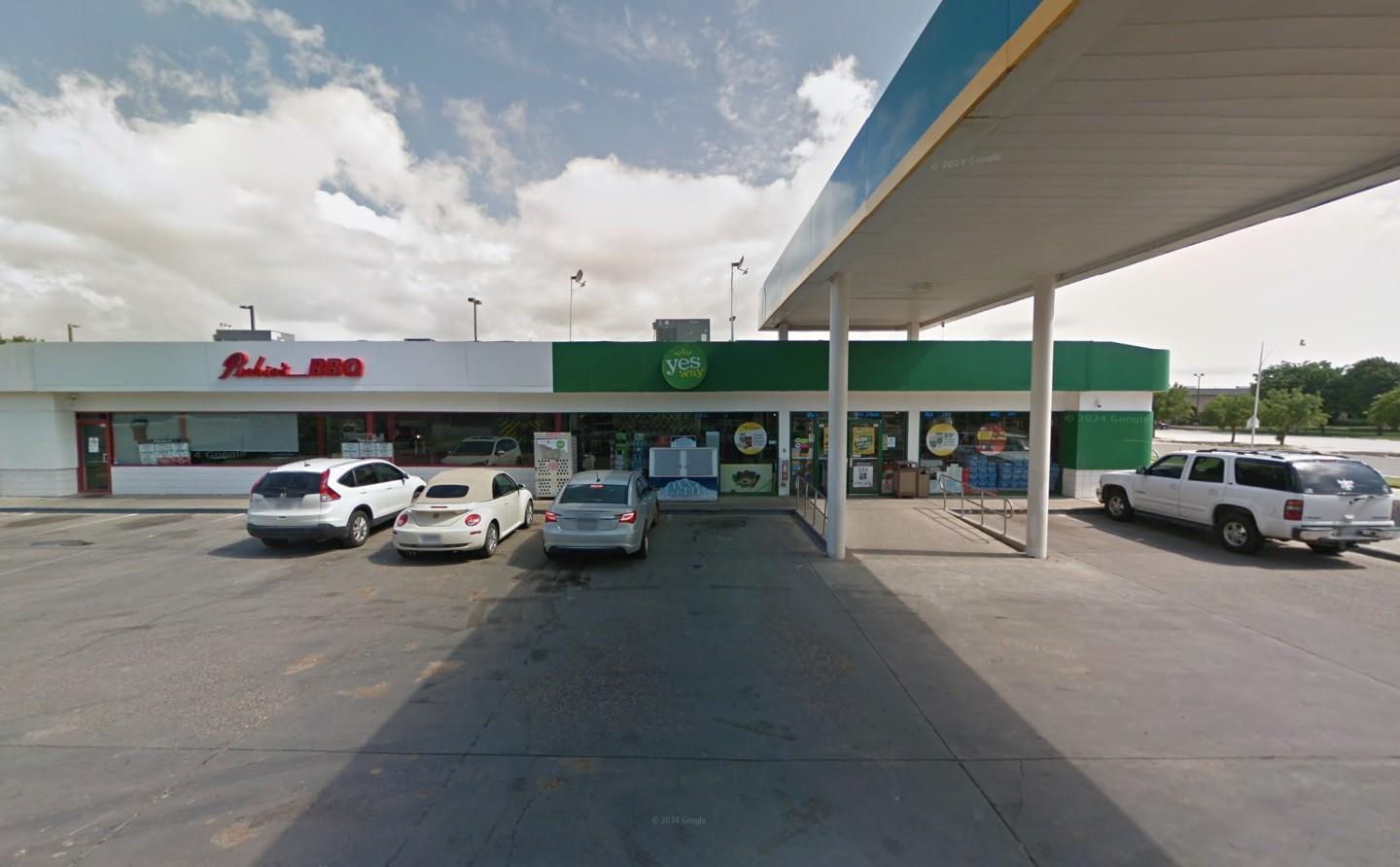 Allsup's - 001124, 4704 4th St, Lubbock, TX, 79416, US