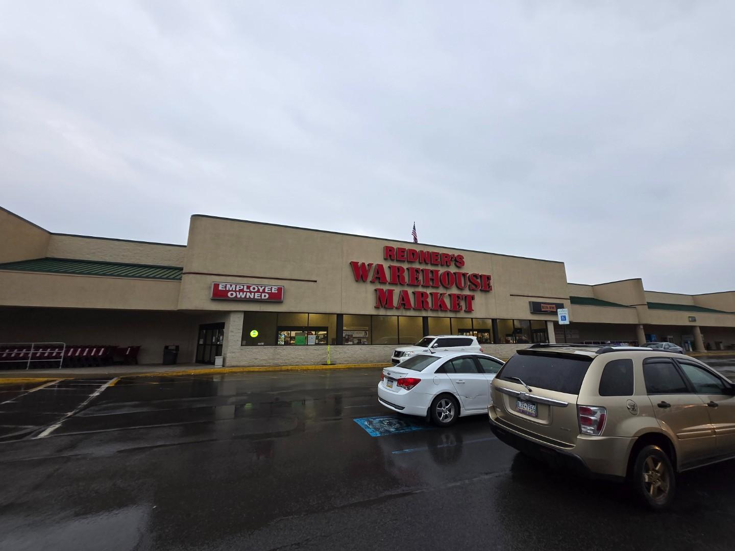 Redners Warehouse Markets #453455, 2000 N Twp Blvd, Pittston, PA, 18640, US