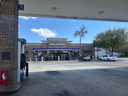 Raceway #6877, 4594 N. Palafox St., Pensacola, FL, 32505, US