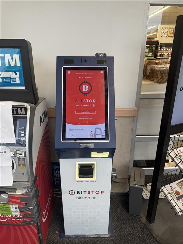 Bitstop ATM at Redners Warehouse Markets #453436 in Pottstown, PA